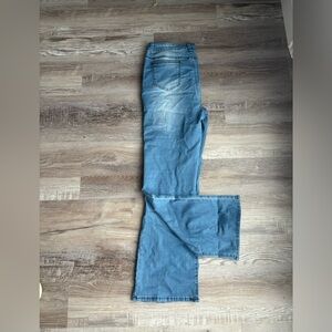 Boot cut jeans